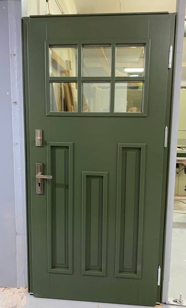 zielone drzwi